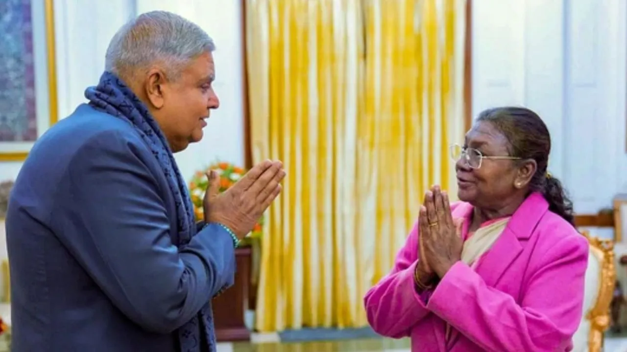 इस्तीफा देने से पहले अचानक राष्ट्रपति भवन पहुंचे थे जगदीप धनखड़, आधे घंटे बाद सोशल मीडिया पर पद छोड़ने की जानकारी दी